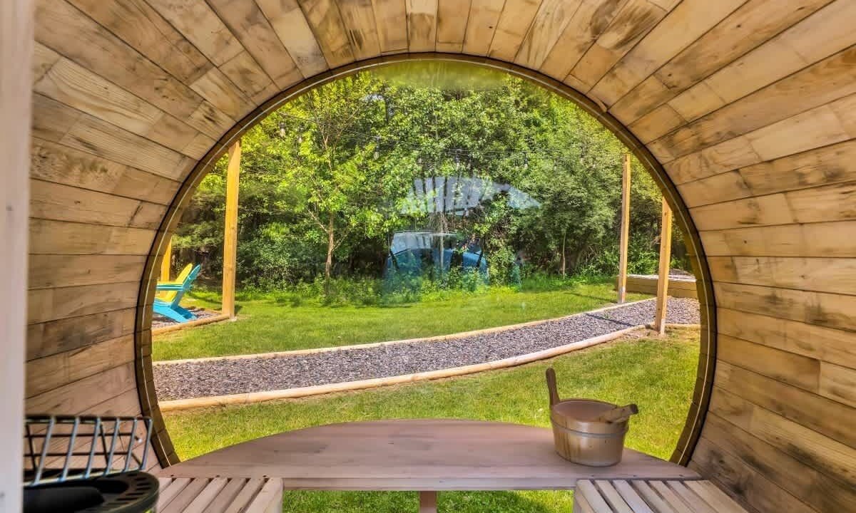 Photo of Outdoor in Reeders