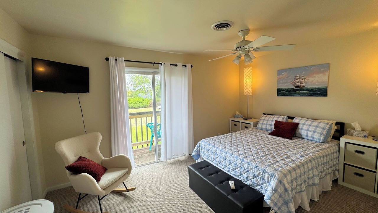 Photo of Bedroom in Deep Hole