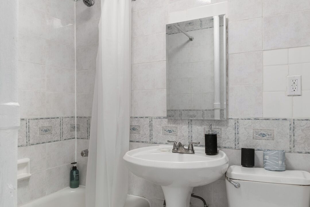 Photo of Bathroom in Bay Ridge