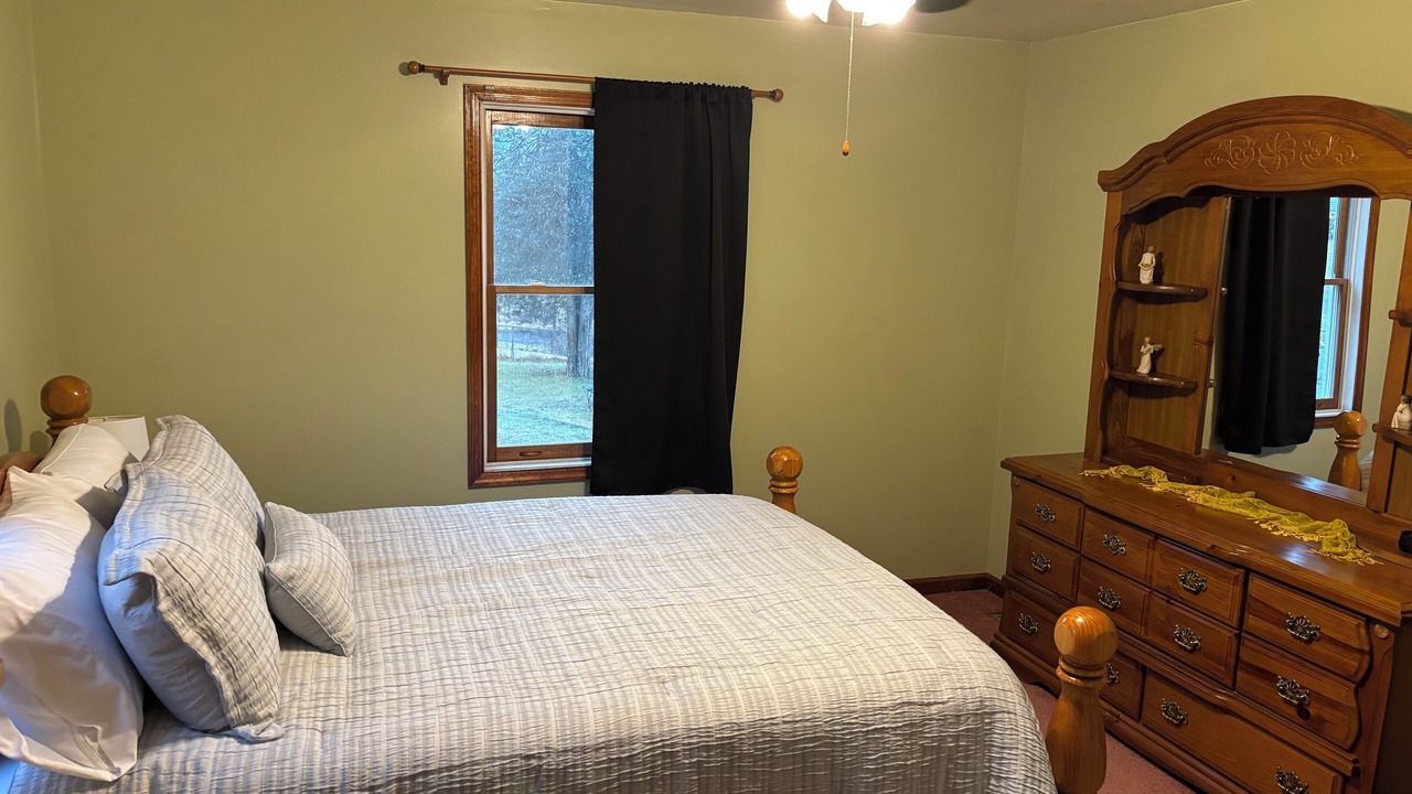 Photo of Bedroom in Lewistown