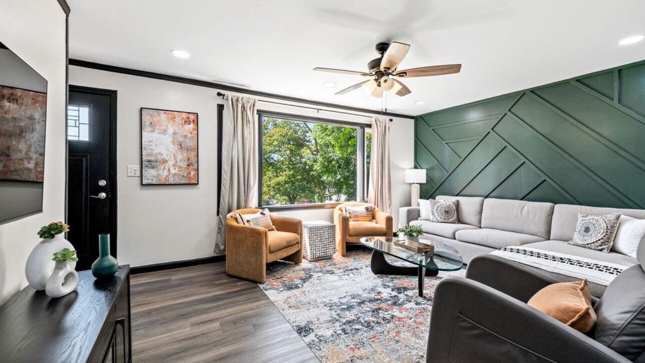 Photo of Livingroom in Russell