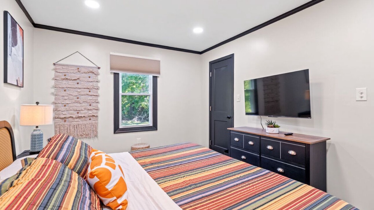 Photo of Bedroom in Russell