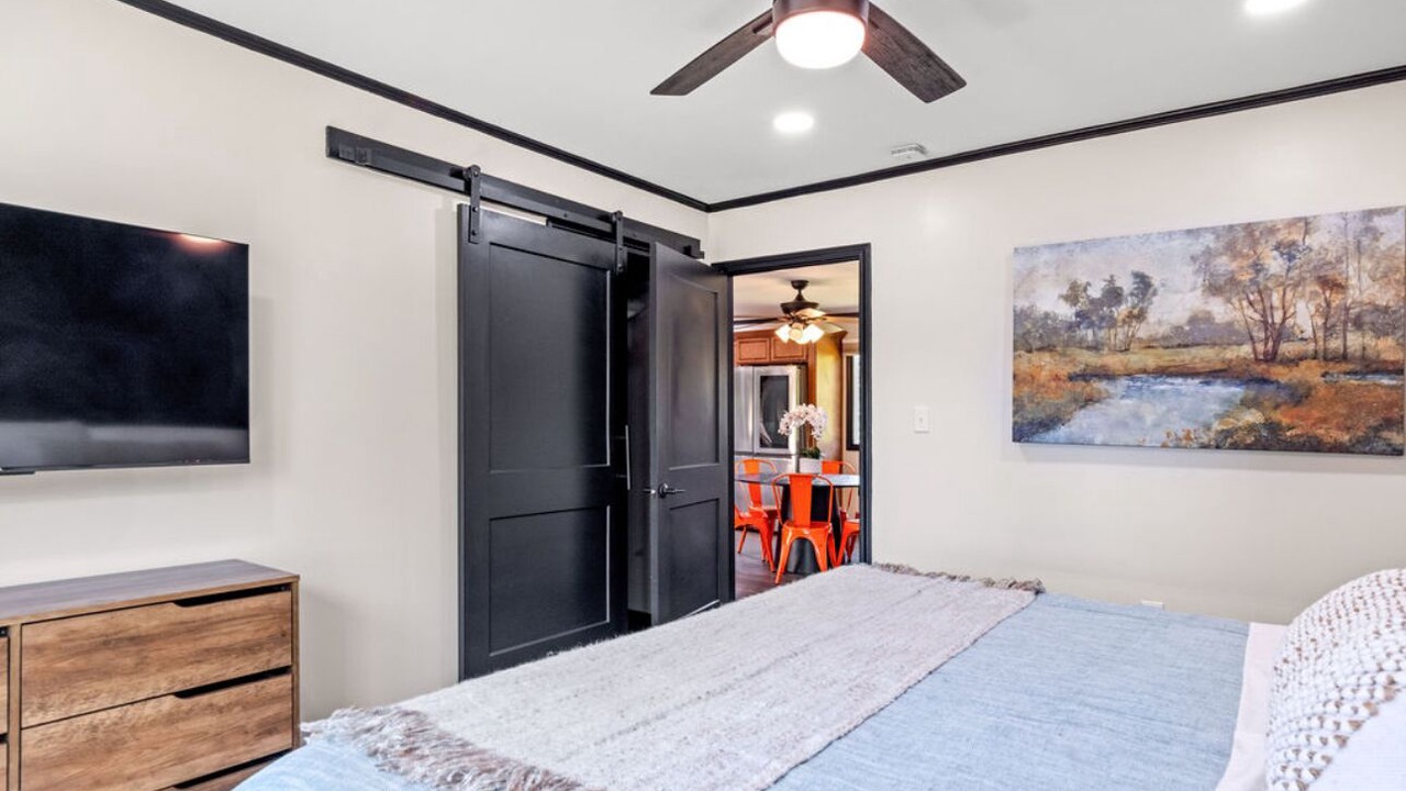 Photo of Bedroom in Russell