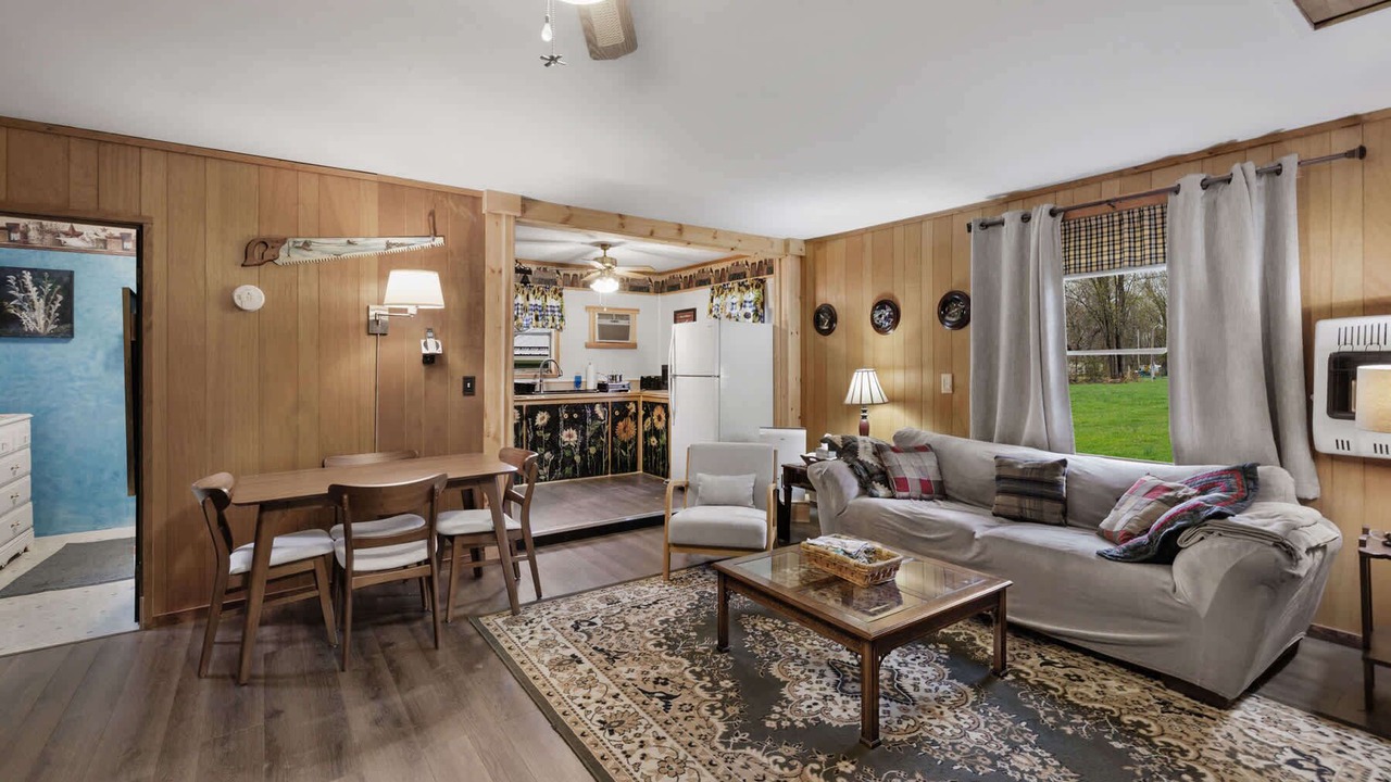 Photo of Livingroom in Points
