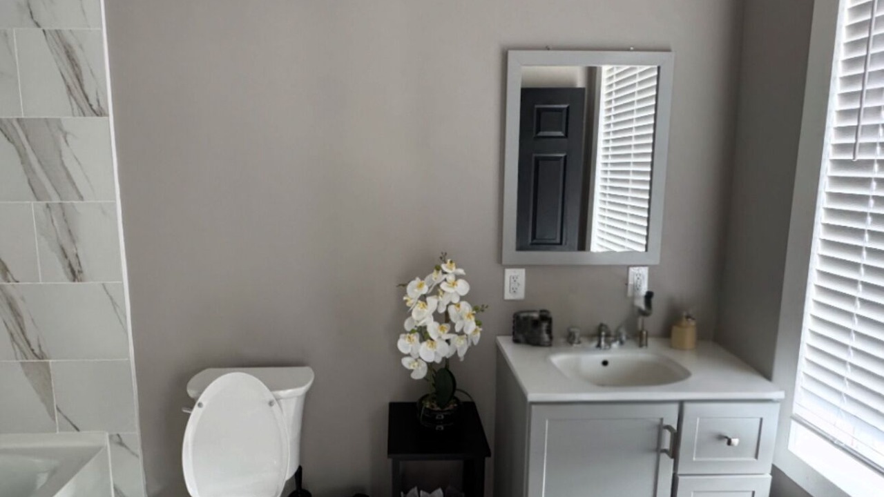 Photo of Bathroom in Near East Columbus