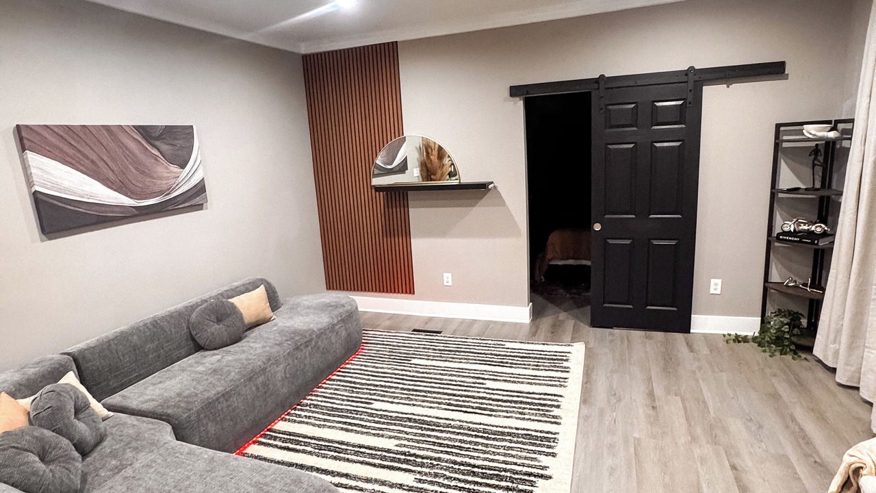 Photo of Livingroom in Near East Columbus