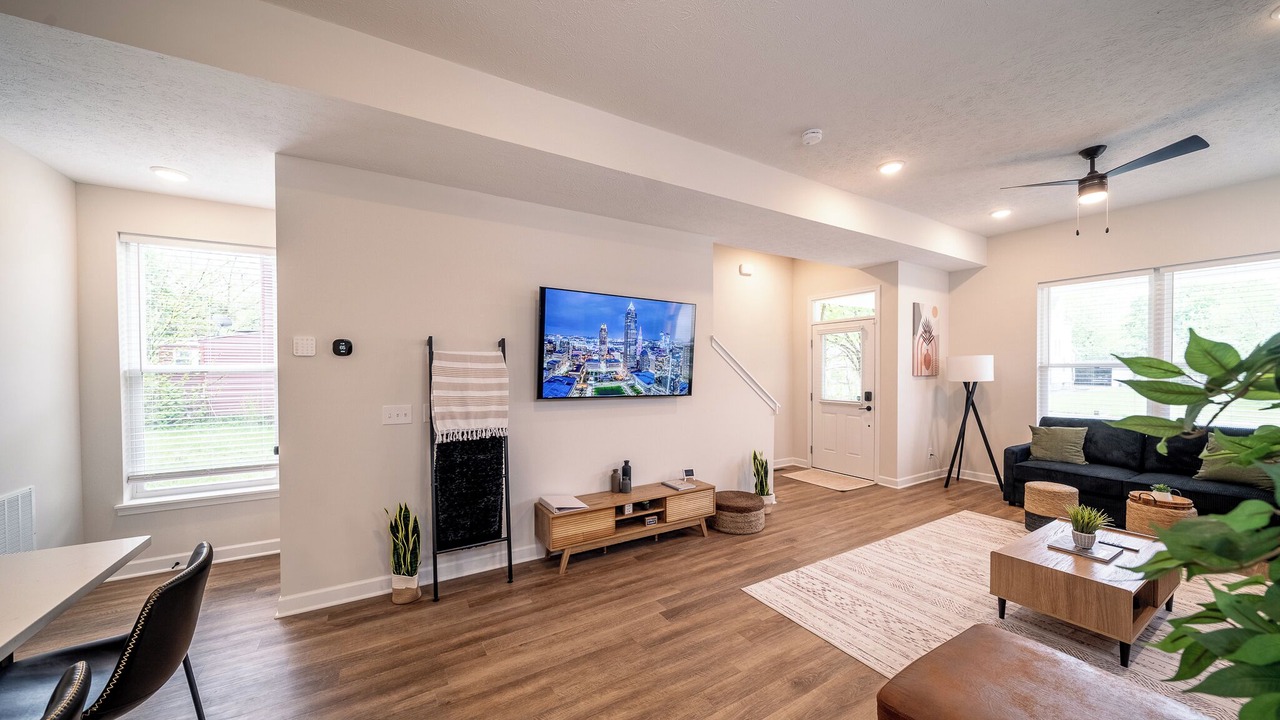 Photo of Livingroom in Cleveland