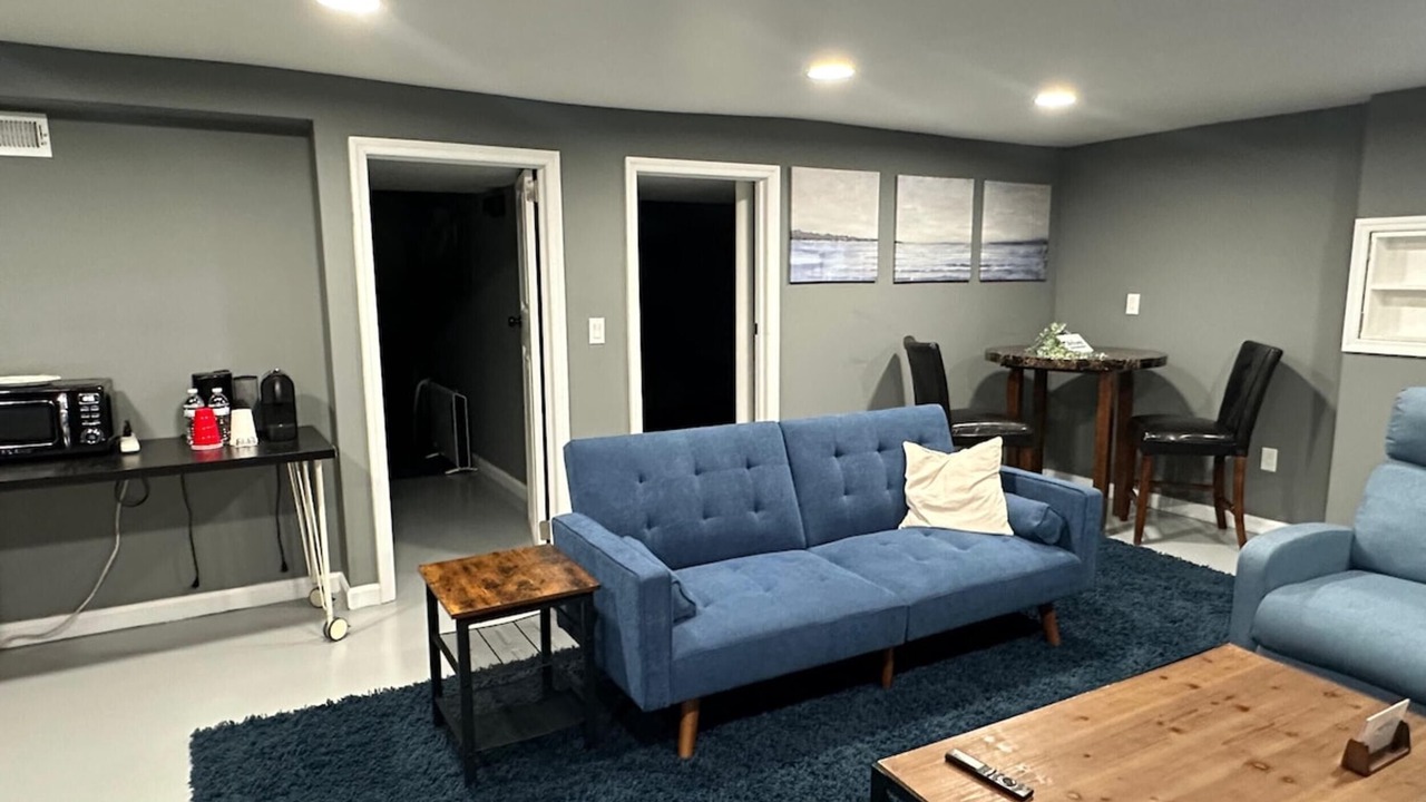 Photo of Livingroom in Elizabeth