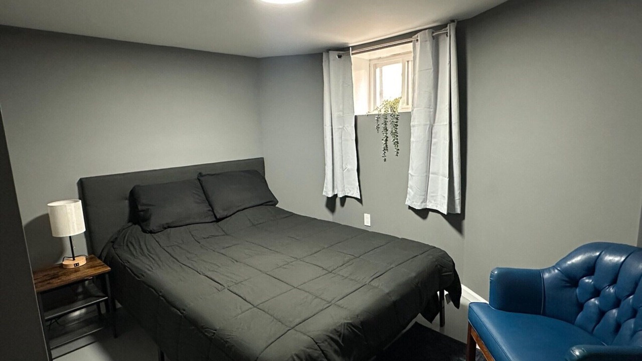 Photo of Bedroom in Elizabeth