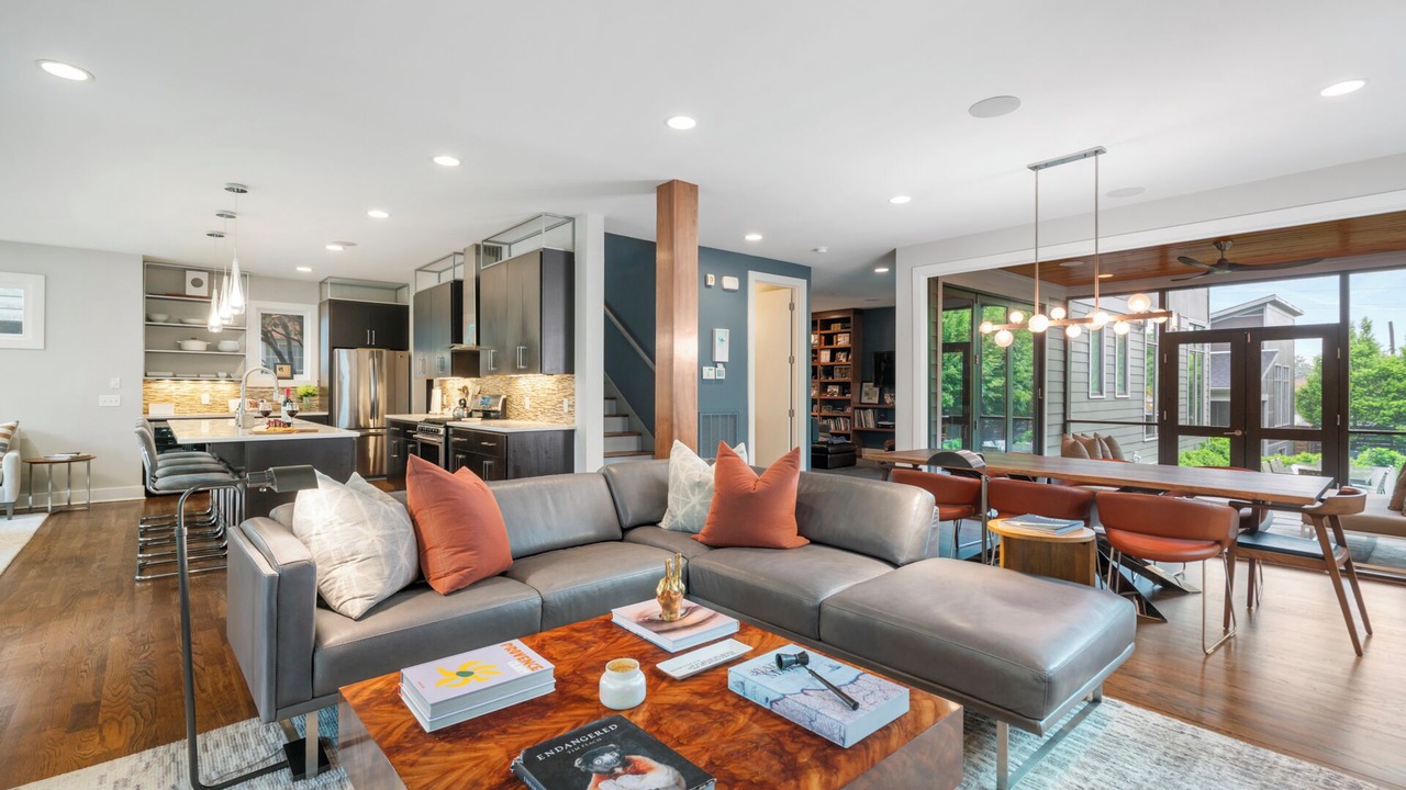 Photo of Livingroom in Historic Edgefield