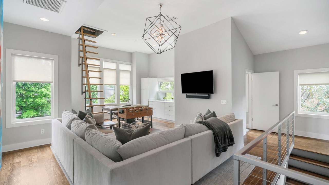 Photo of Livingroom in Historic Edgefield