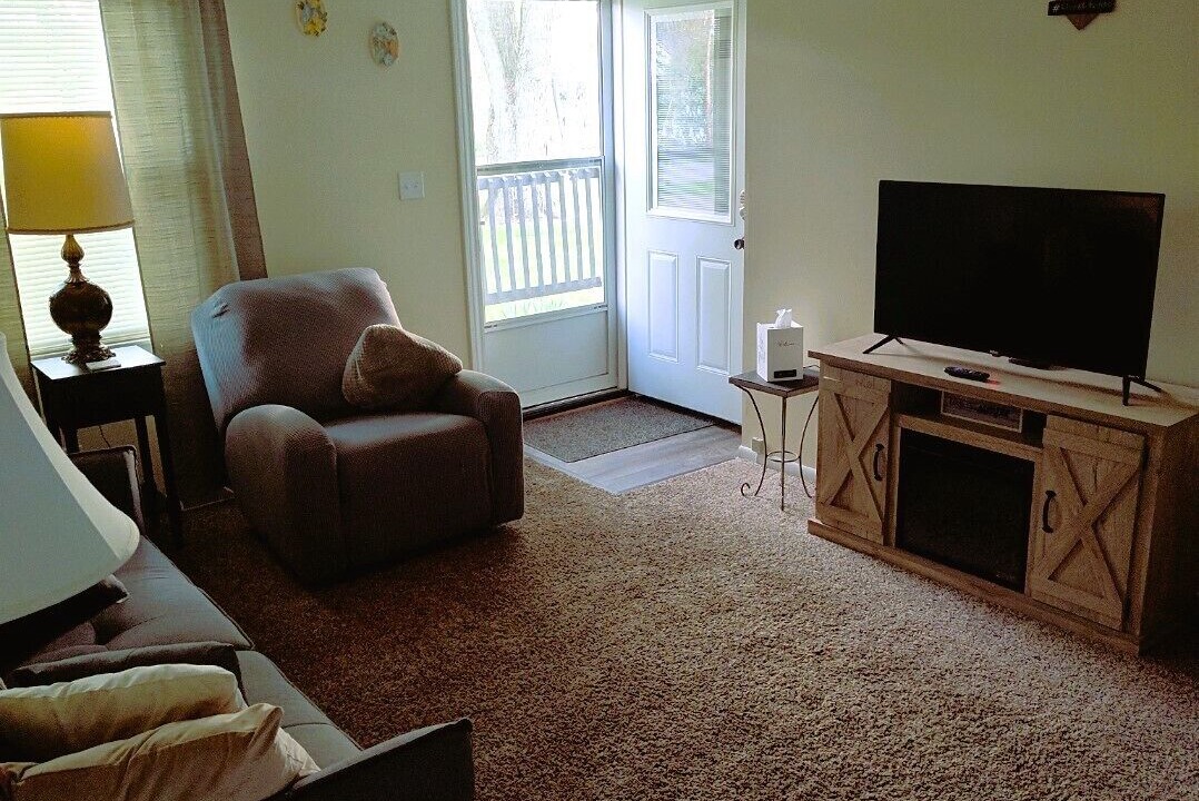 Photo of Livingroom in Cortland
