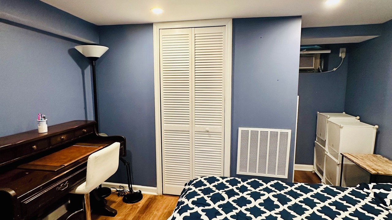 Photo of Bedroom in Belleville