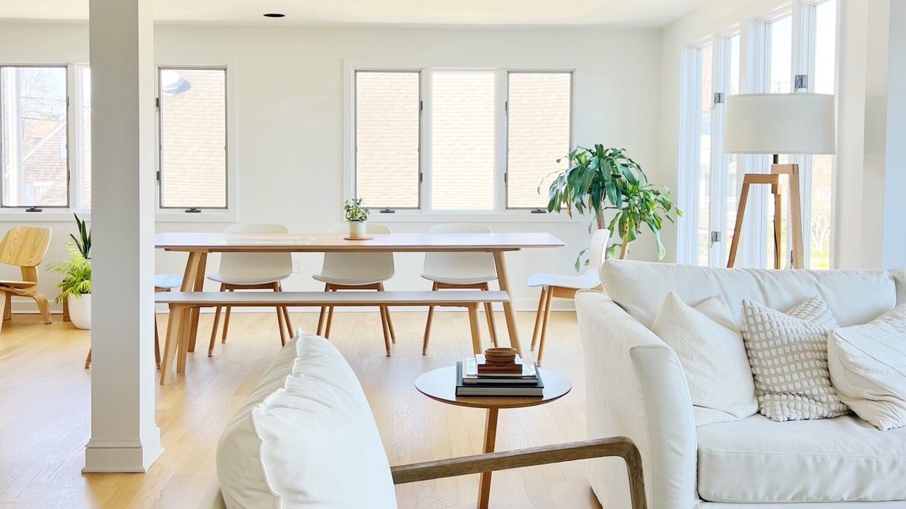 Photo of Livingroom in Avon