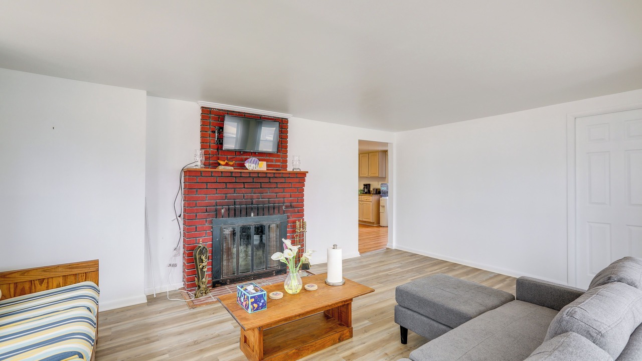 Photo of Livingroom in Surf City