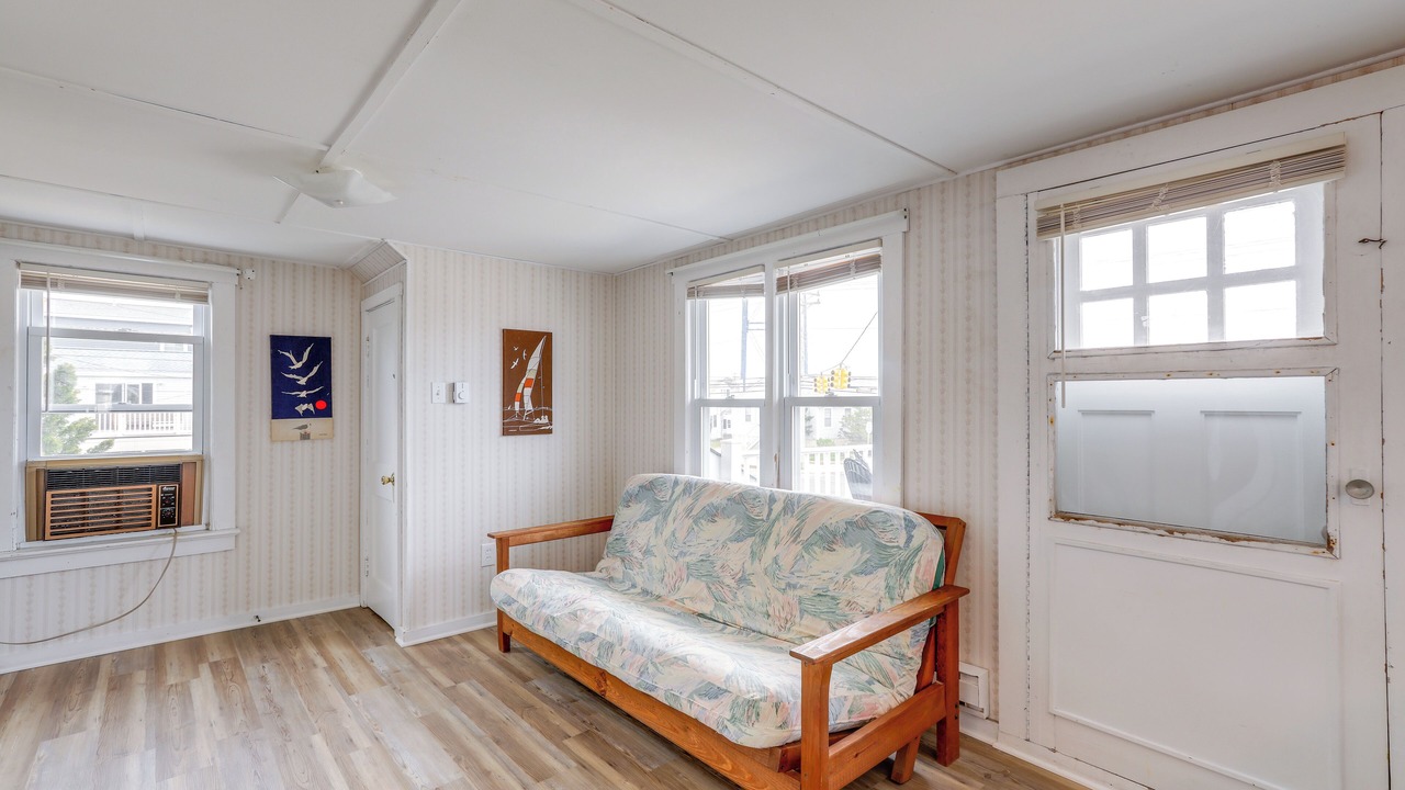 Photo of Livingroom in Surf City