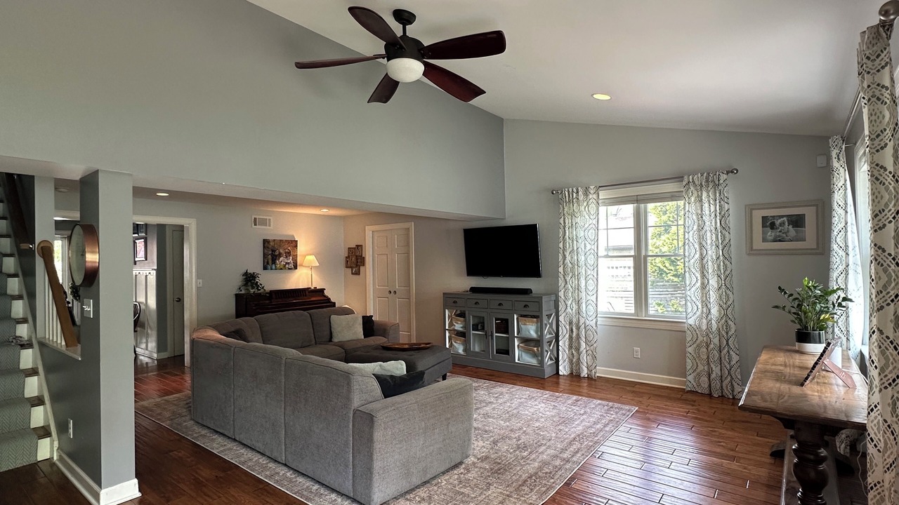 Photo of Livingroom in Dark Hollow Woods