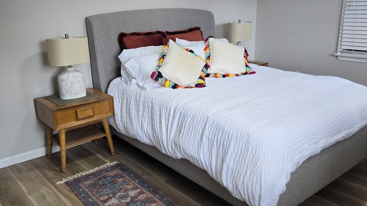 Photo of Bedroom in Bayville