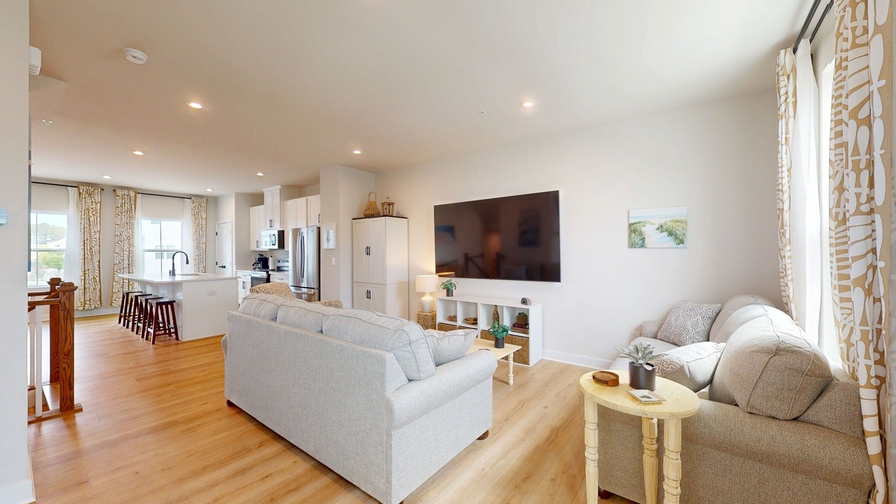 Photo of Livingroom in Bayside
