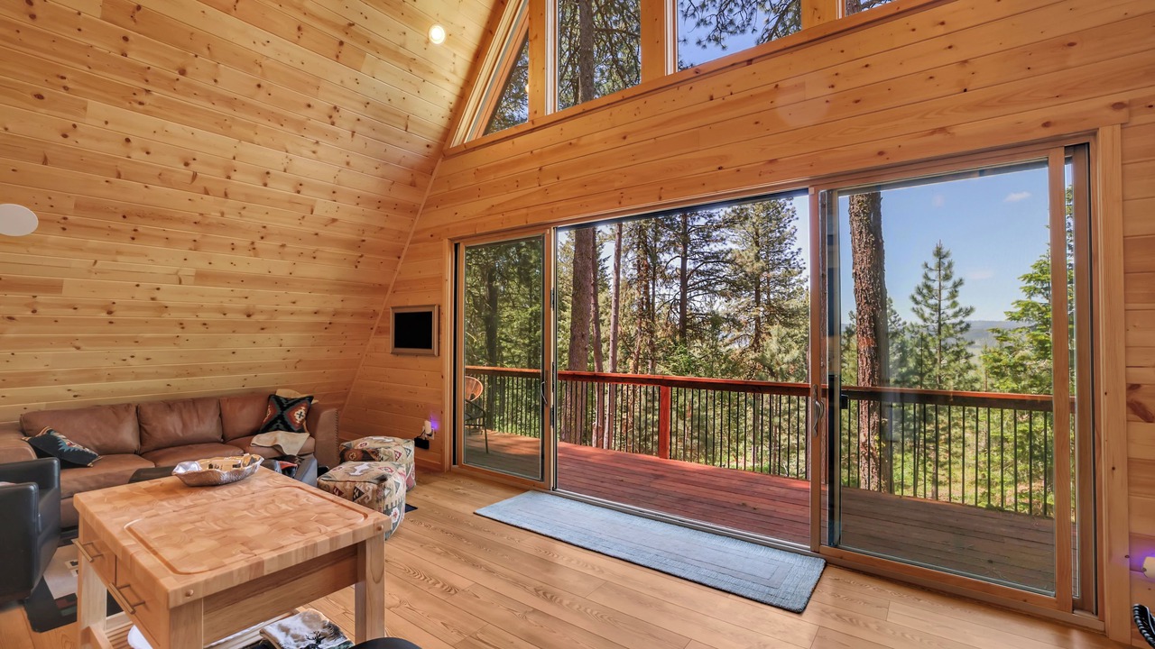 Photo of Livingroom in Cascade
