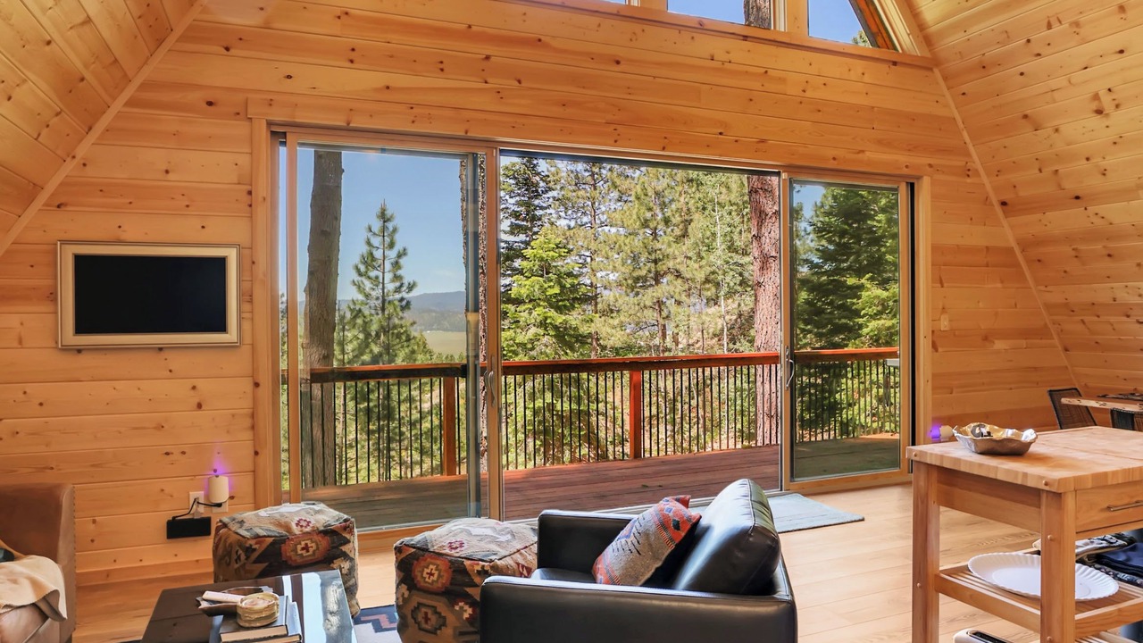 Photo of Livingroom in Cascade