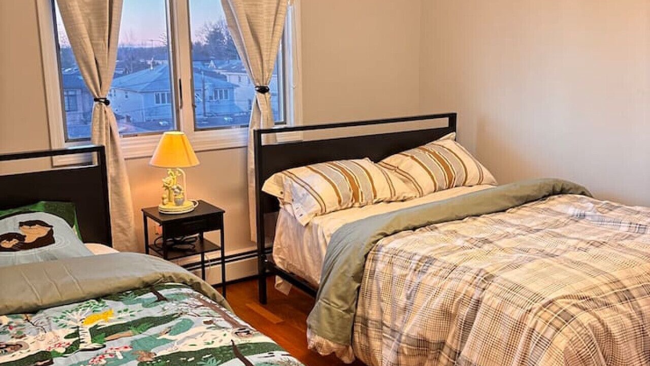 Photo of Bedroom in Palisades Park