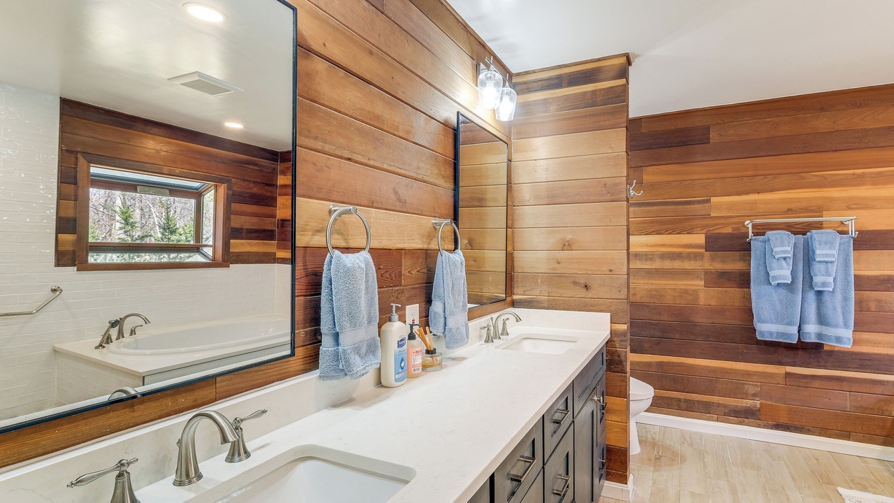Photo of Bathroom in Tuscarora