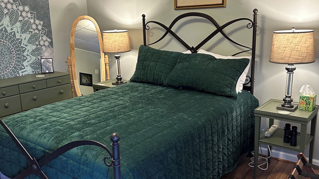 Photo of Bedroom in Ellwood City