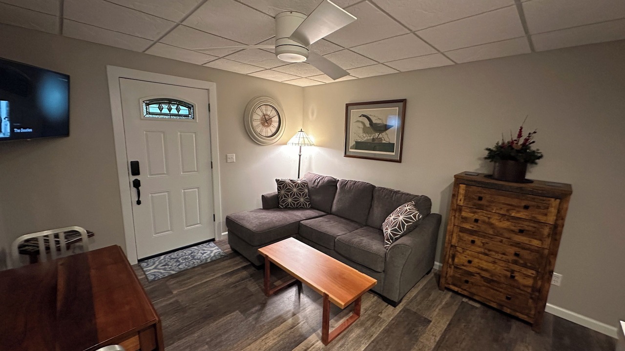 Photo of Livingroom in Ellwood City