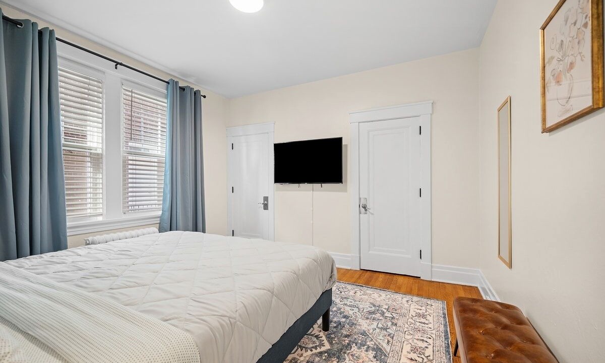 Photo of Bedroom in Pittsburgh
