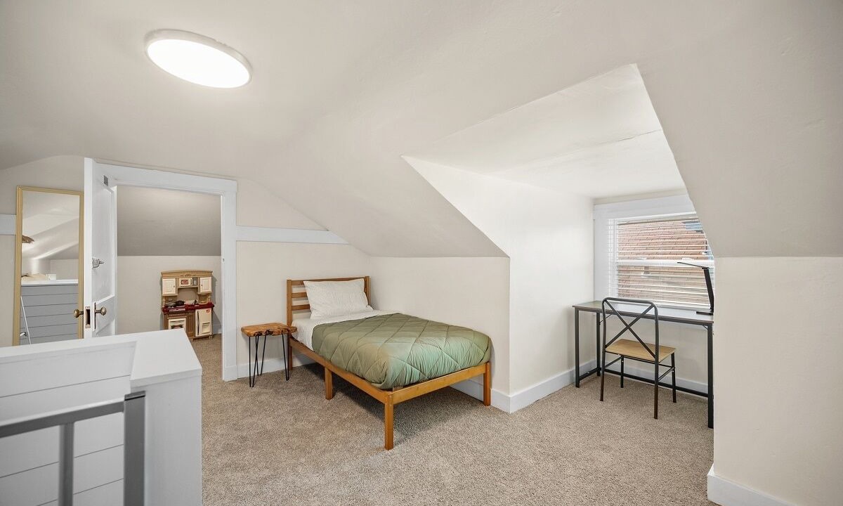 Photo of Bedroom in Pittsburgh