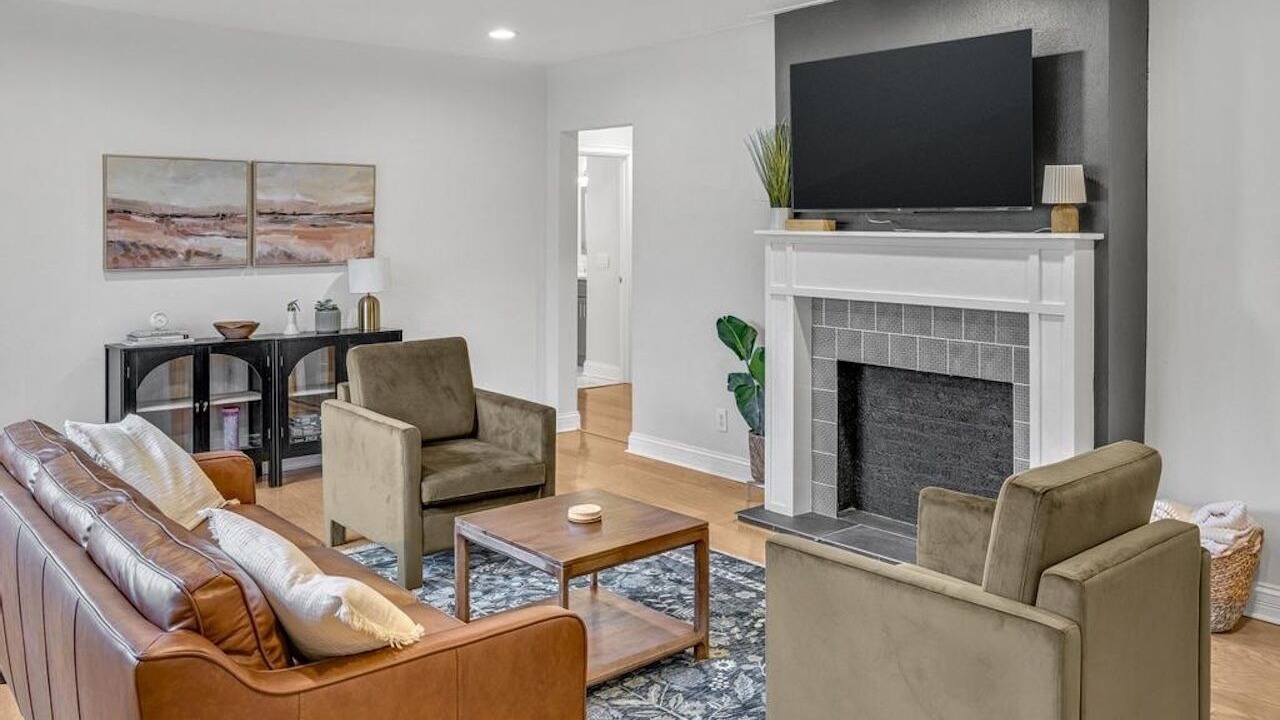 Photo of Livingroom in Ottawa Hills