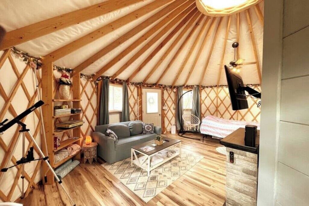 Photo of Bedroom in Roseland