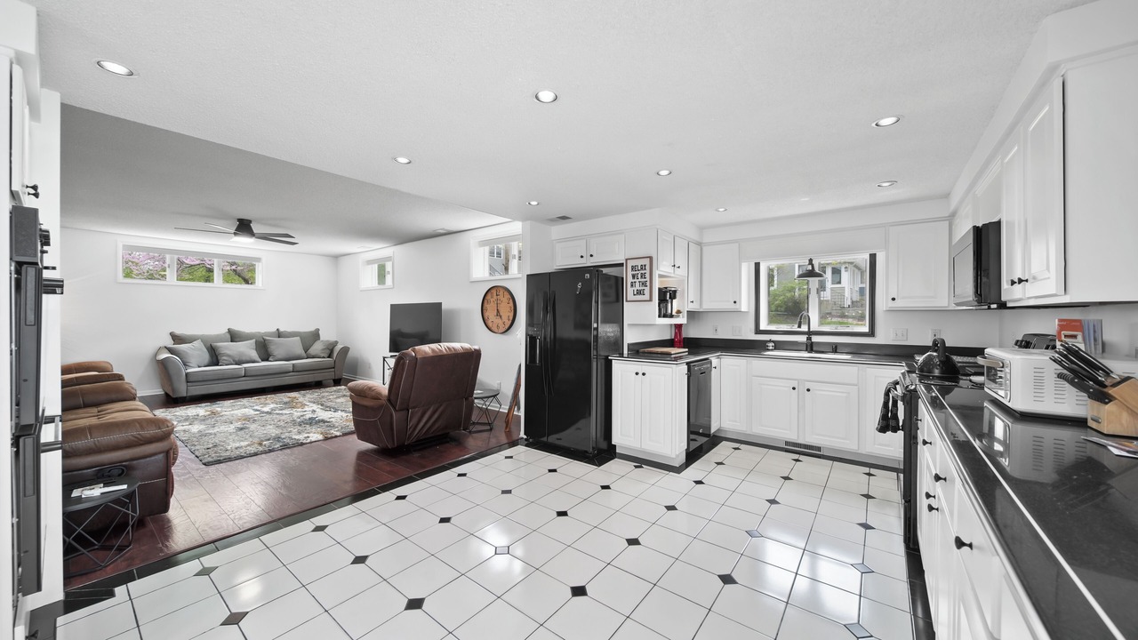 Photo of Livingroom in Manitou Beach-Devils Lake