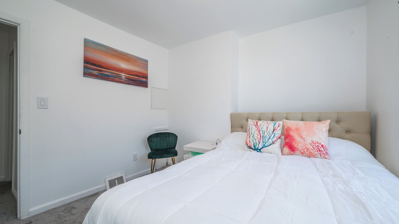 Photo of Bedroom in Carnegie