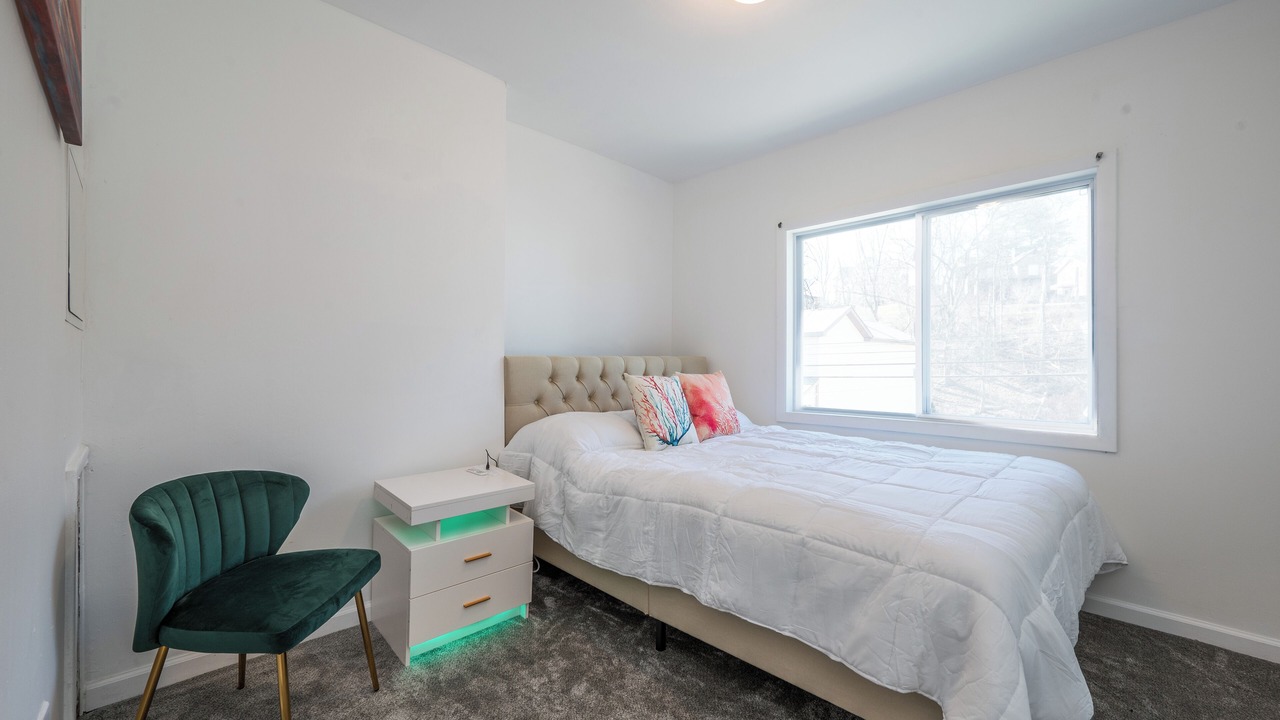 Photo of Bedroom in Carnegie