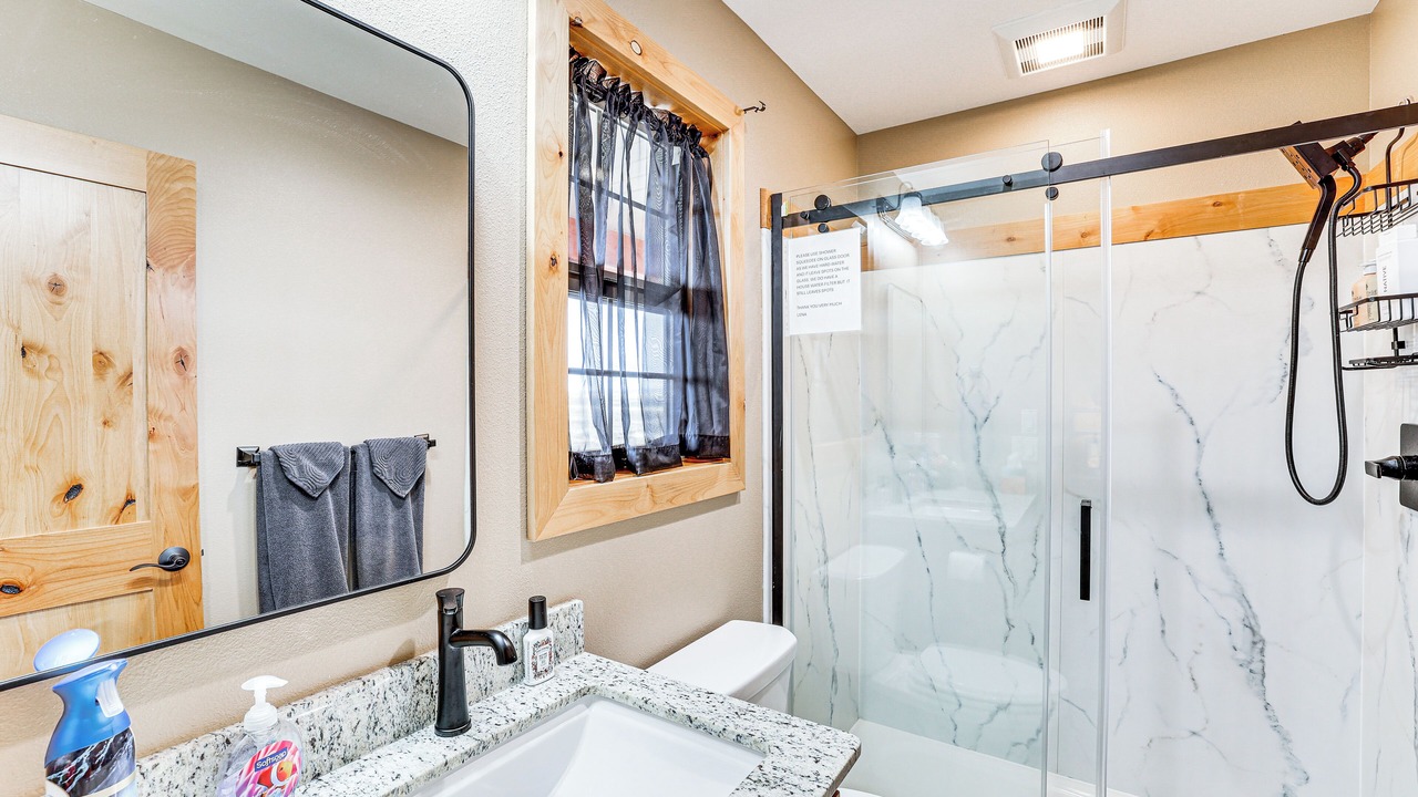 Photo of Bathroom in Fenn