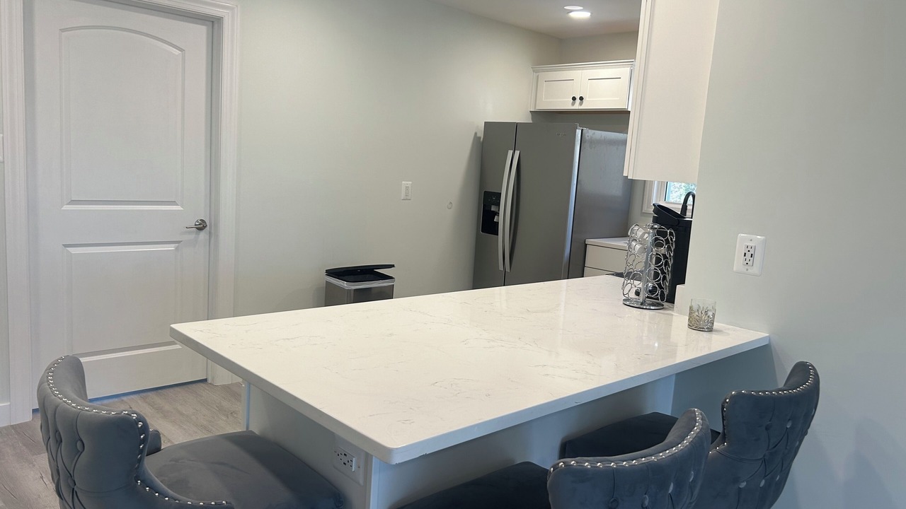 Photo of Kitchen in Calvert Beach-Long Beach
