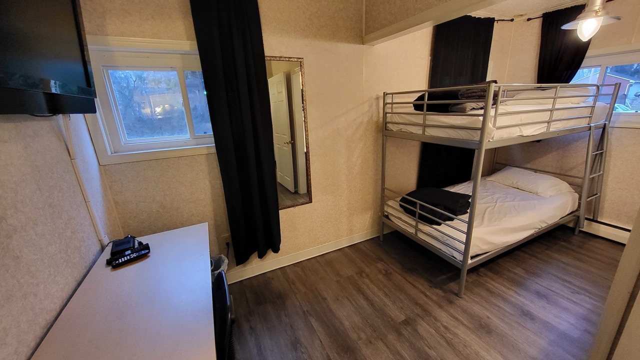 Photo of Bedroom in Annville