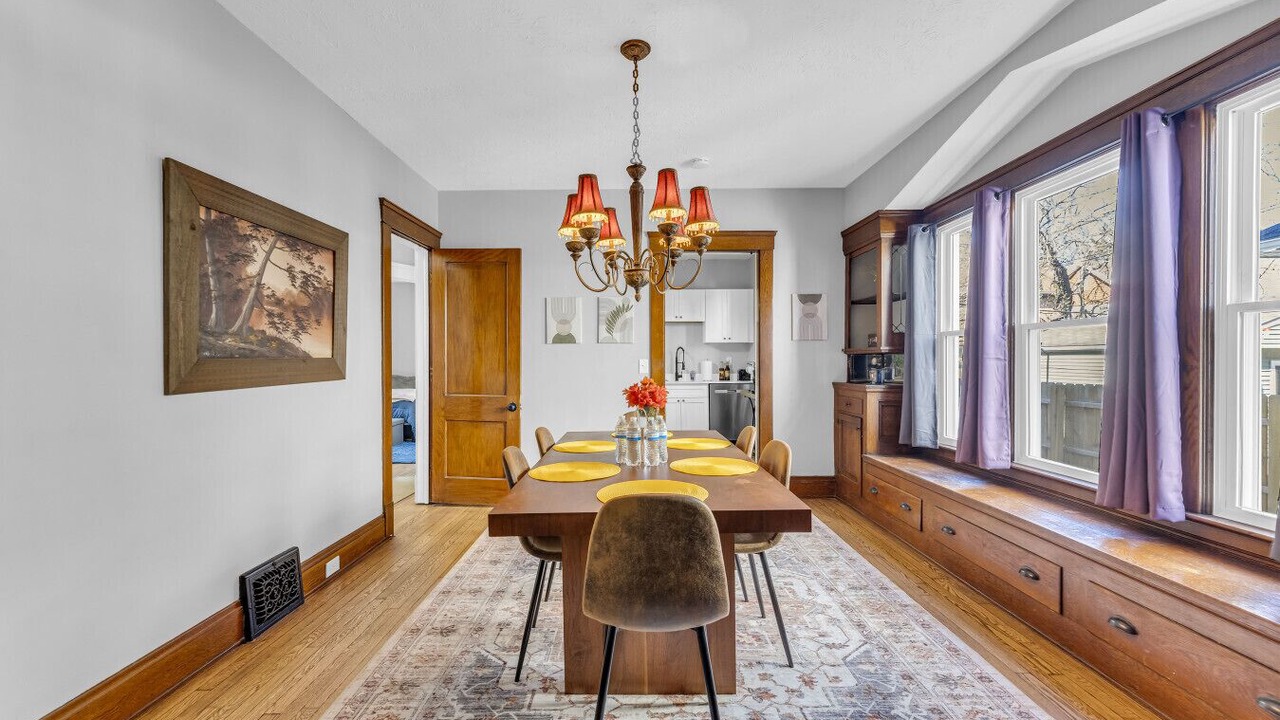Photo of Bedroom in Cleveland