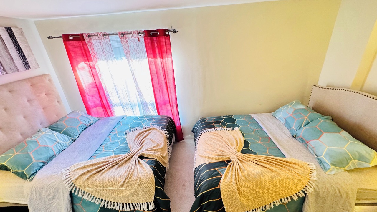 Photo of Bedroom in Aspen Hill