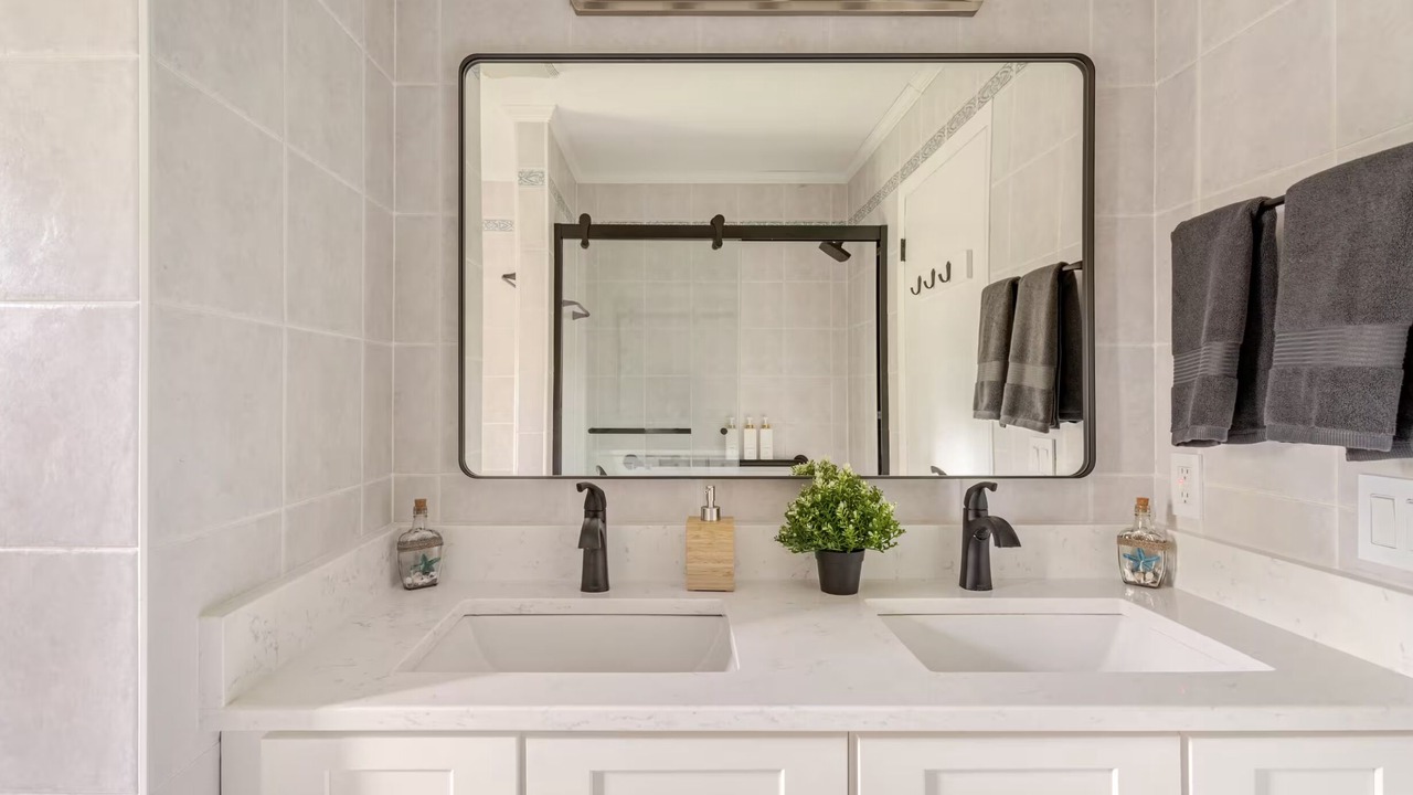 Photo of Bathroom in Grasonville