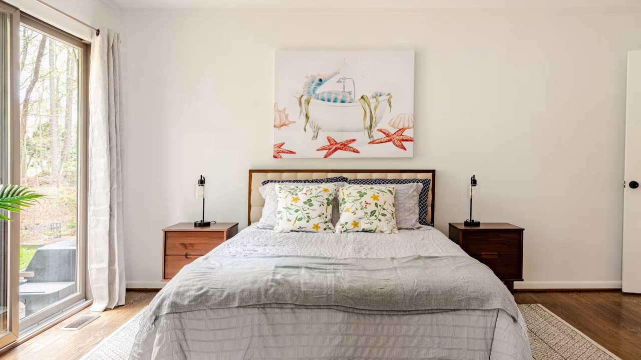 Photo of Bedroom in Grasonville