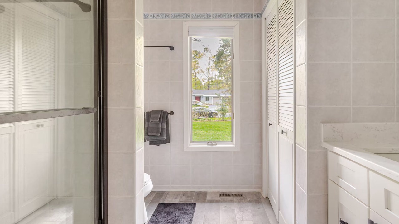 Photo of Bathroom in Grasonville