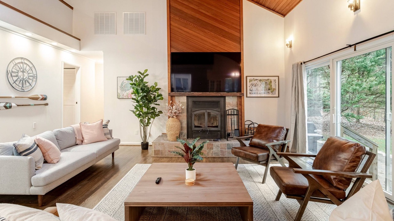 Photo of Livingroom in Grasonville
