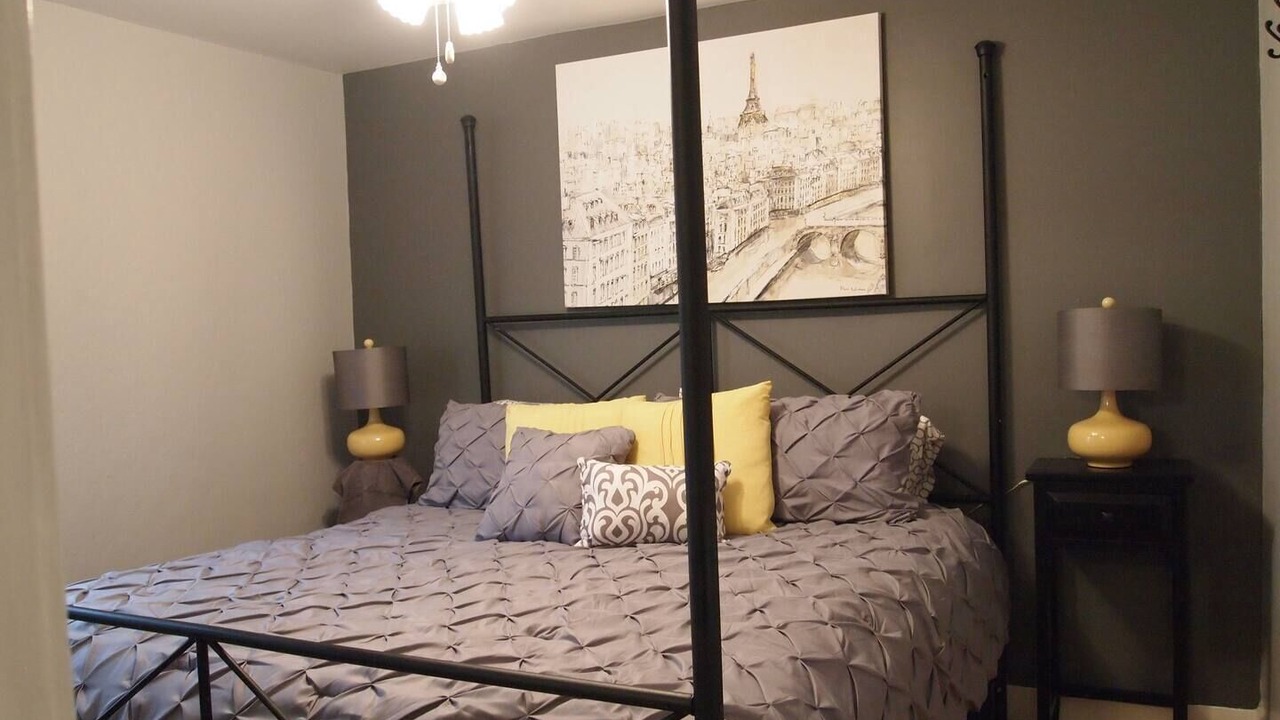 Photo of Bedroom in Homerville