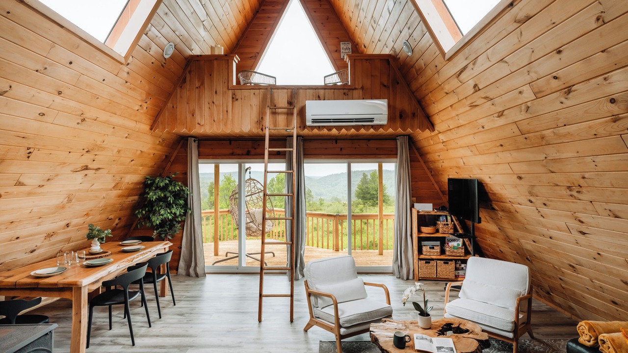 Photo of Livingroom in Roscoe