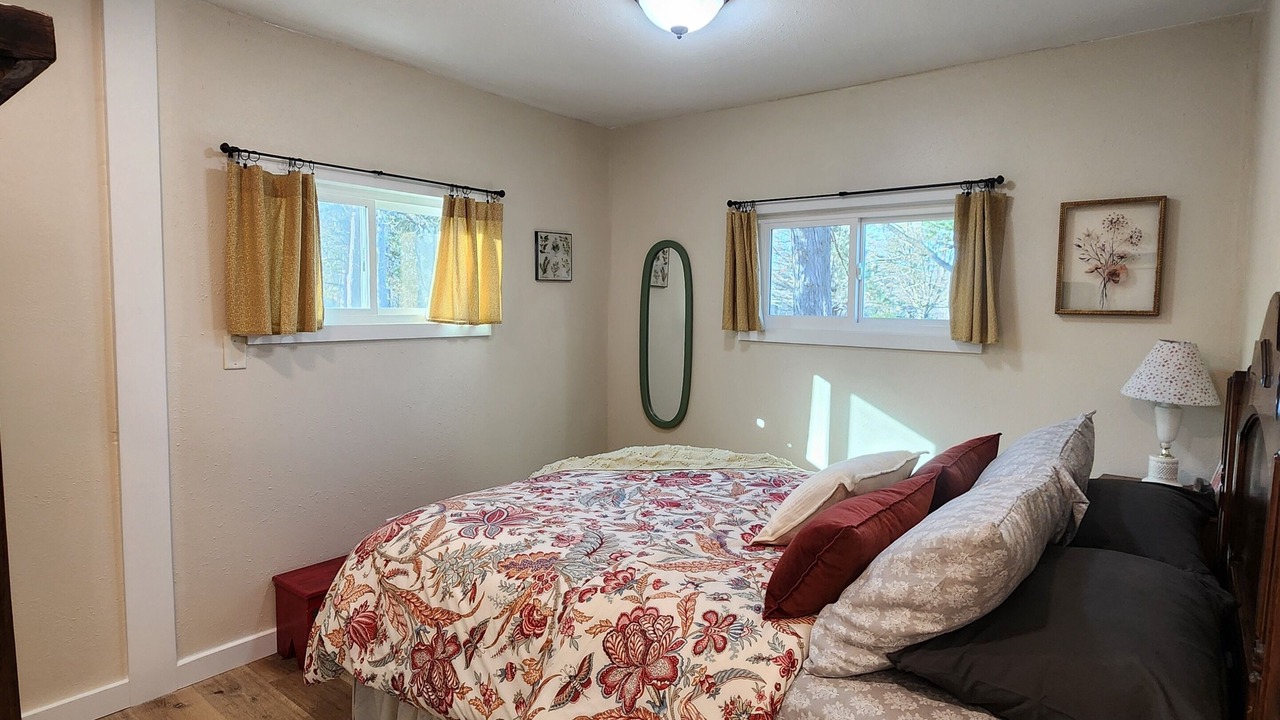 Photo of Bedroom in Fayette
