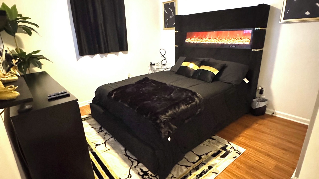 Photo of Bedroom in Crosstown
