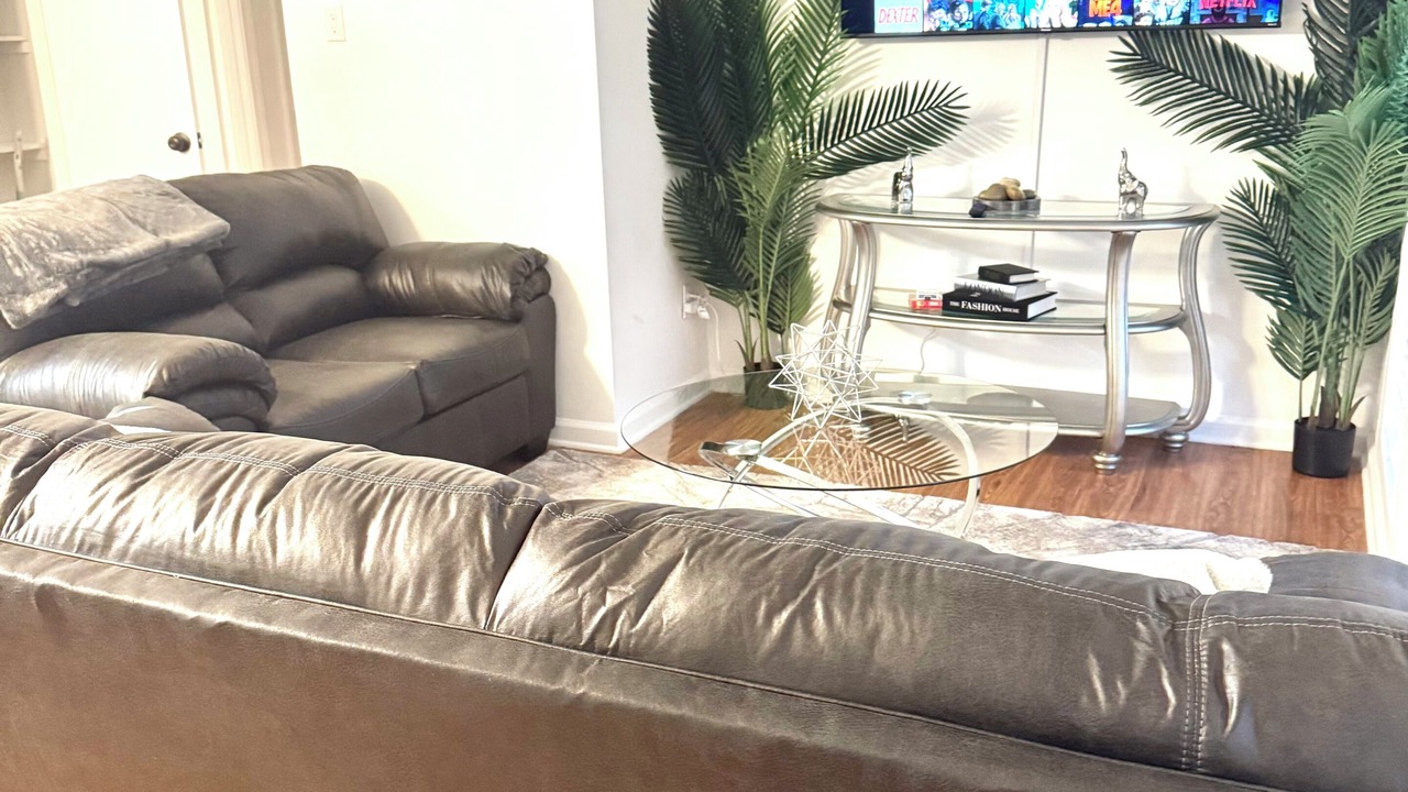 Photo of Livingroom in Crosstown